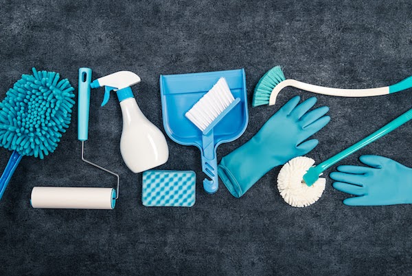 cleaning tools to be spring cleaned