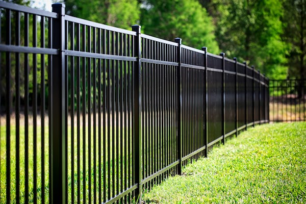 aluminum fence best fence materials canada