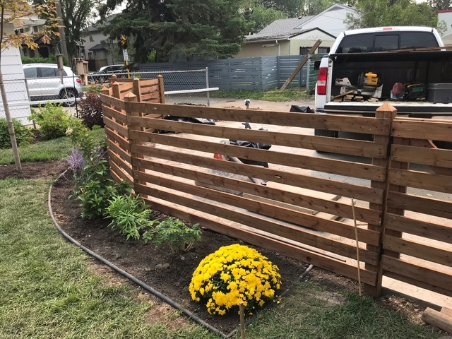 custom neighbour fence