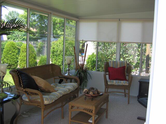 Grand Vista sunrooms, single glazed 3 season and all season with low e and argon. Vista screen rooms for your cottage, trailer or home. Install sunroom on your deck or under your existing roof canopy.