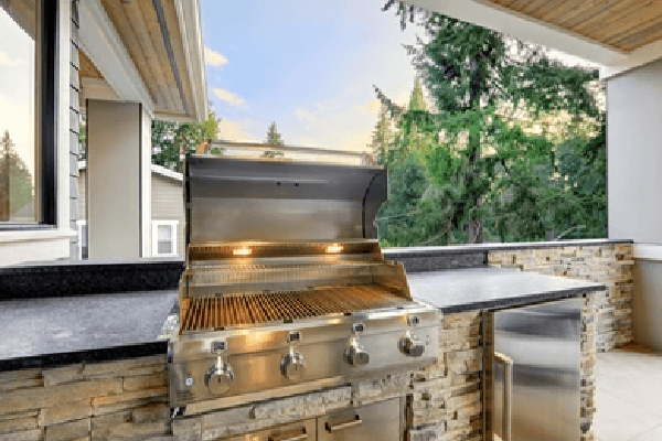 outdoor kitchen bbq and countertop