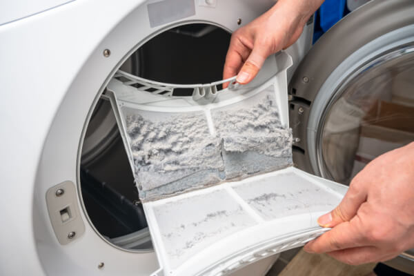 cleaning dryer lint screen